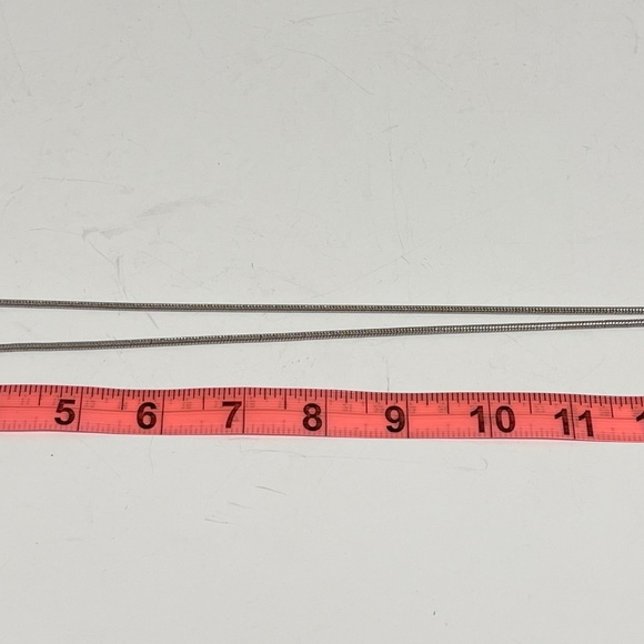 Jennifer Lopez Large Round Pendant Enamel Rhinestone and Shell Vintage Necklace - Picture 4 of 5